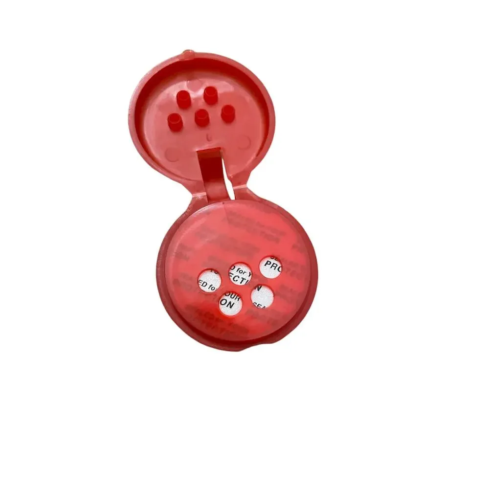Shakers bulk count 34 clear plastic with red flip caps 4 inches